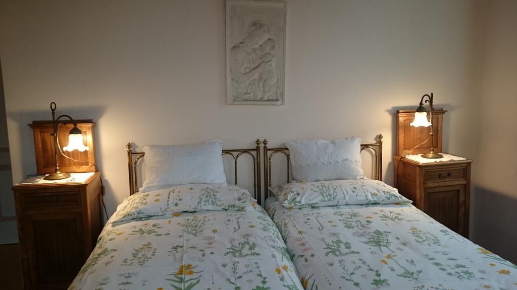 B&B Villa Dei Pini Domegliara Szoba fotó
