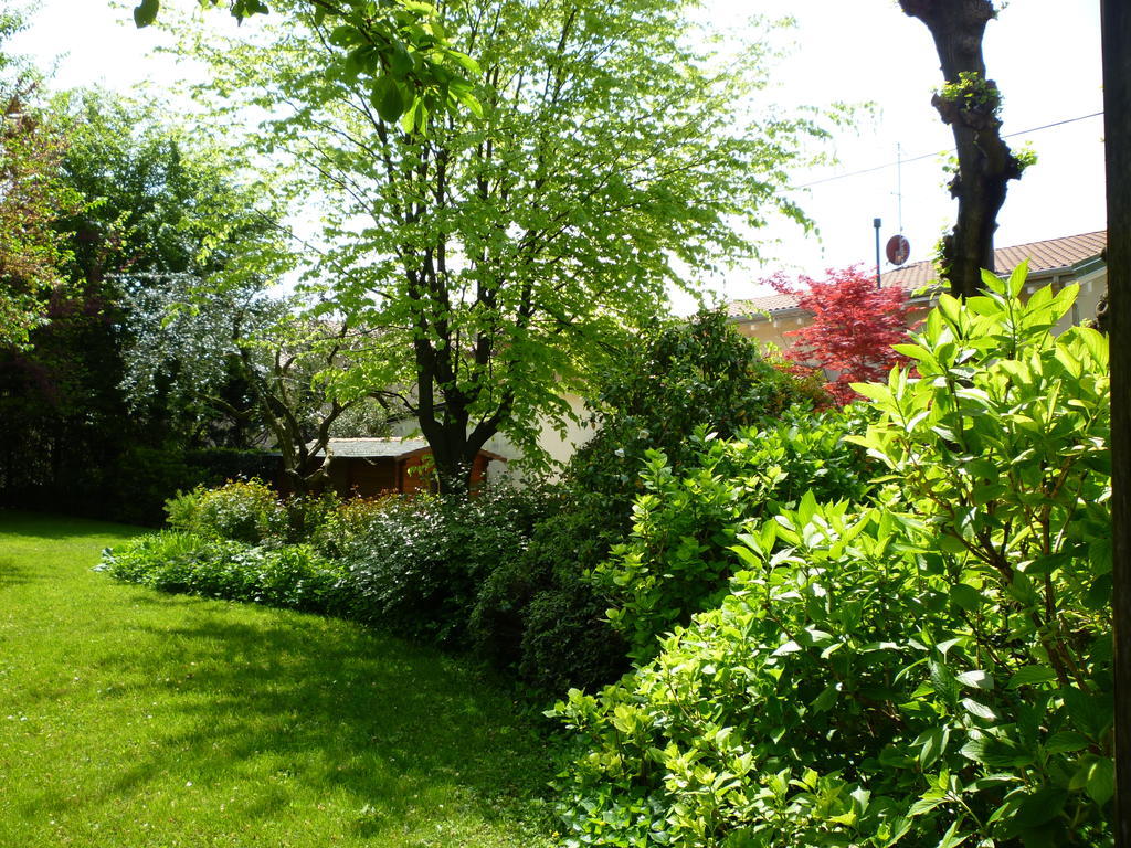 B&B Villa Dei Pini Domegliara Kültér fotó
